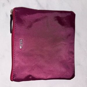 TUMI Delta Zip Pouch Travel Case Toiletries Amenities Makeup Bag Cranberry